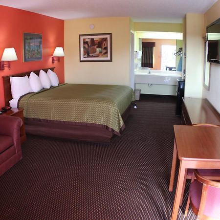 Budget Inn & Suites Hawkinsville Extérieur photo