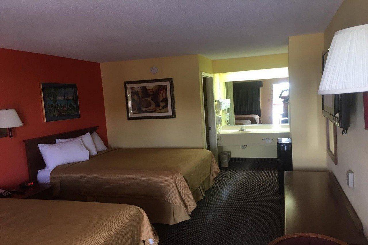 Budget Inn & Suites Hawkinsville Extérieur photo