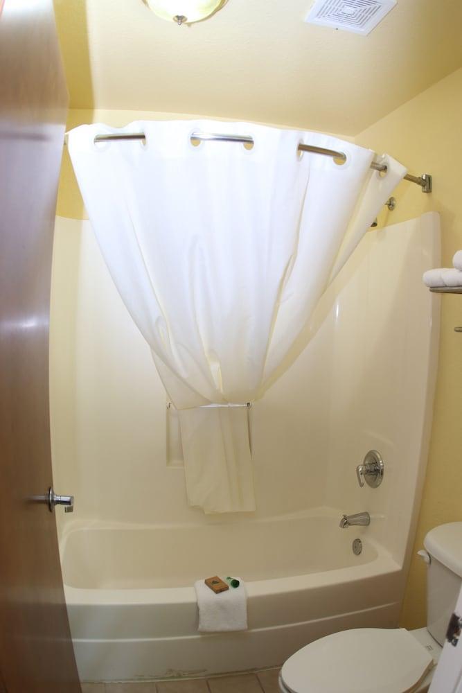 Budget Inn & Suites Hawkinsville Extérieur photo