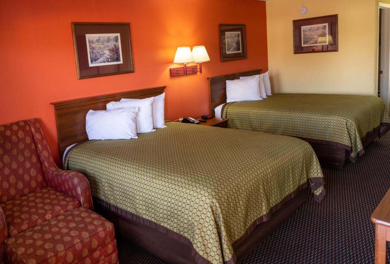 Budget Inn & Suites Hawkinsville Extérieur photo