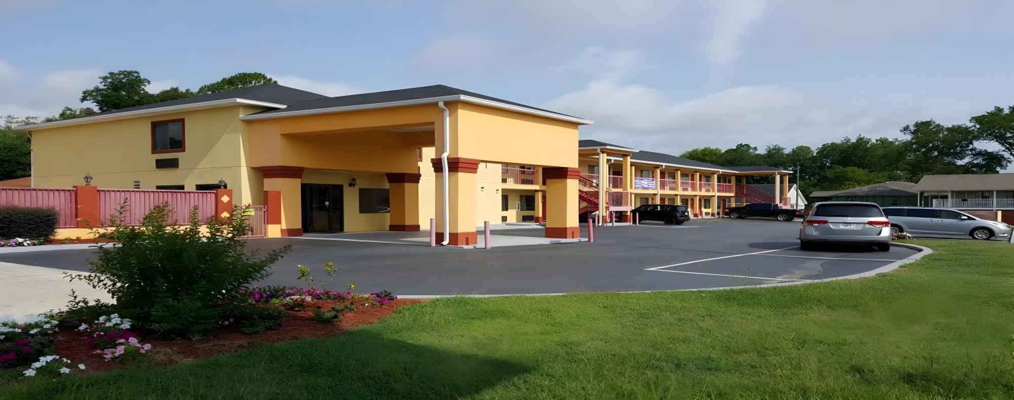 Budget Inn & Suites Hawkinsville Extérieur photo